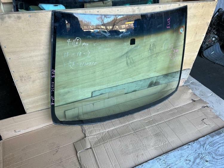 Лобовое стекло Хонда Цивик в Тынде 236512