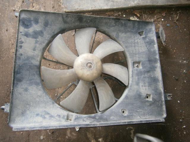 Диффузор радиатора Хонда Джаз в Тынде 24051