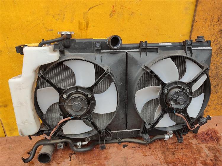 Радиатор основной Субару Легаси в Тынде 609001