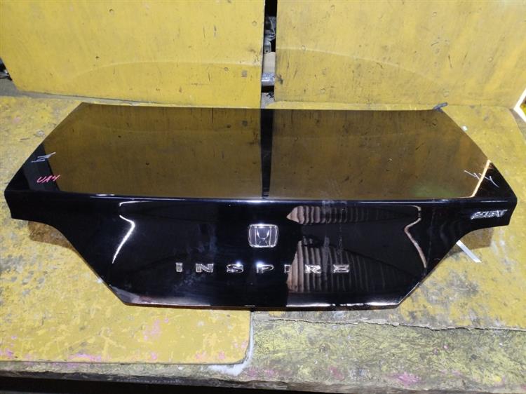 Крышка багажника Хонда Инспаер в Тынде 710301
